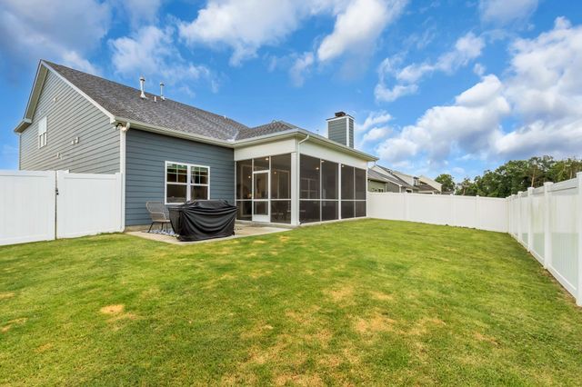 3104 Chatfield Dr, Murfreesboro, TN 37129