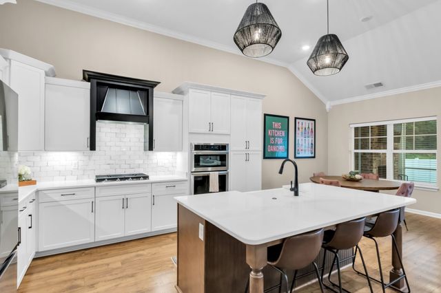 3104 Chatfield Dr, Murfreesboro, TN 37129