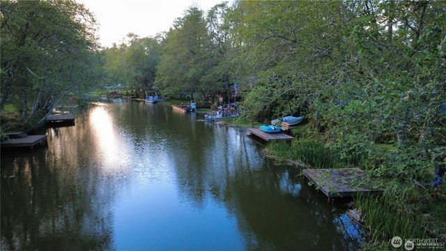 963 Hassalo Avenue SE, Ocean Shores, WA 98569