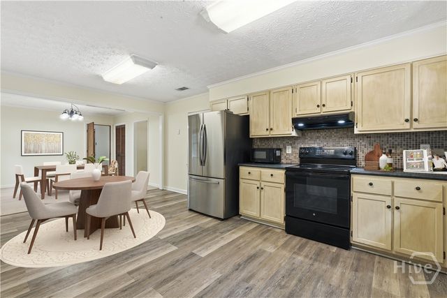 875 Davis Road, Richmond Hill, GA 31324