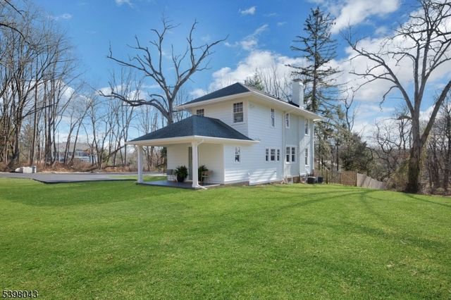 200 Mountainside Rd, Mendham Boro, NJ 07945