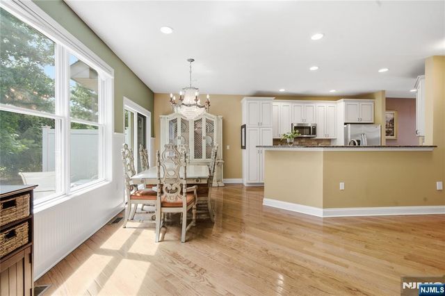 1005 Whitney Lane, Allendale, NJ 07401