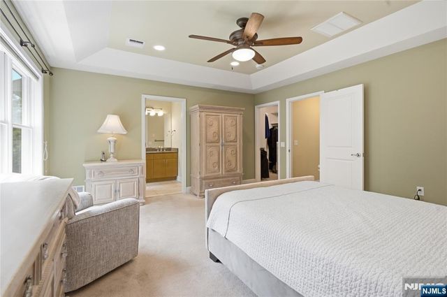 1005 Whitney Lane, Allendale, NJ 07401