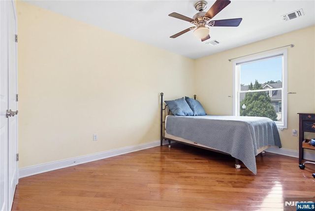 1005 Whitney Lane, Allendale, NJ 07401