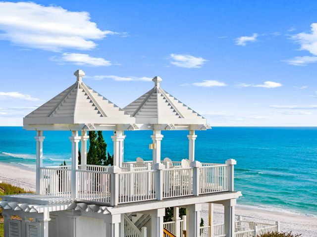 56 White Cliffs Boulevard, Santa Rosa Beach, FL 32459