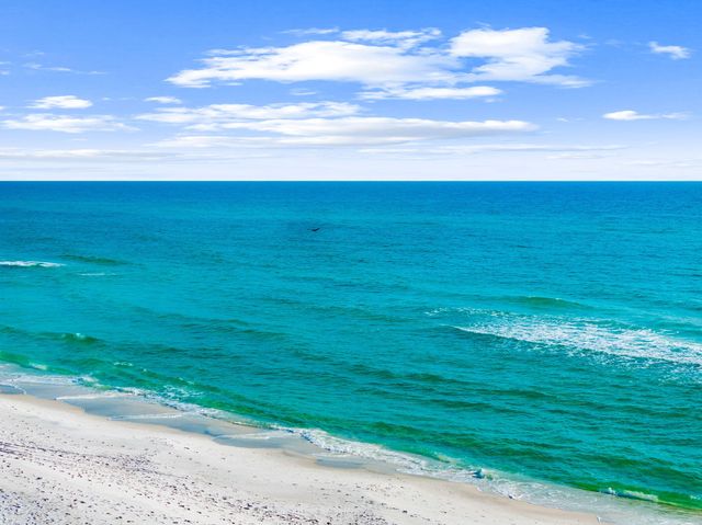 56 White Cliffs Boulevard, Santa Rosa Beach, FL 32459