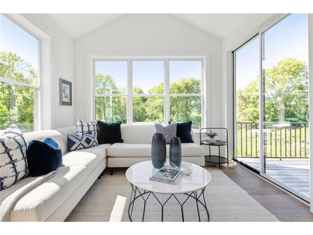 XXX7 Timberland Road, Eden Prairie, MN 55347