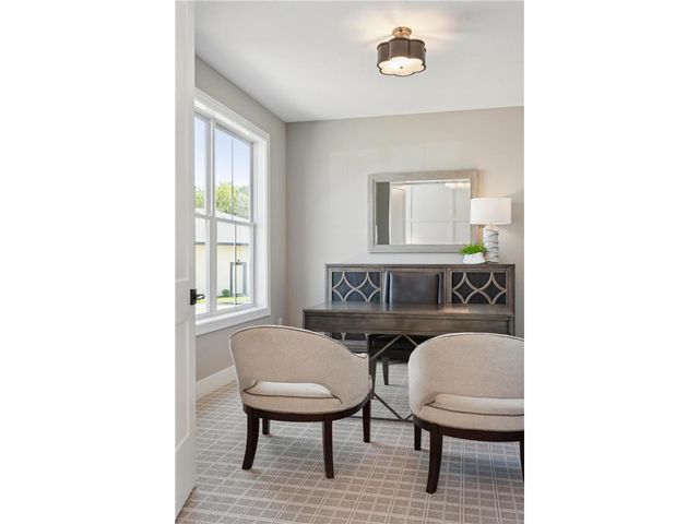 XXX7 Timberland Road, Eden Prairie, MN 55347