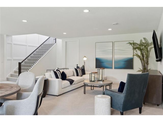 XXX7 Timberland Road, Eden Prairie, MN 55347