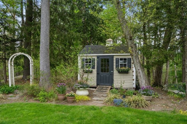 123 Harding Street, Medfield, MA 02052