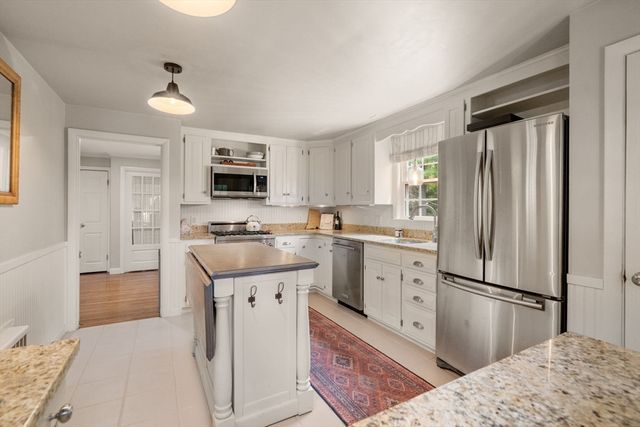123 Harding Street, Medfield, MA 02052