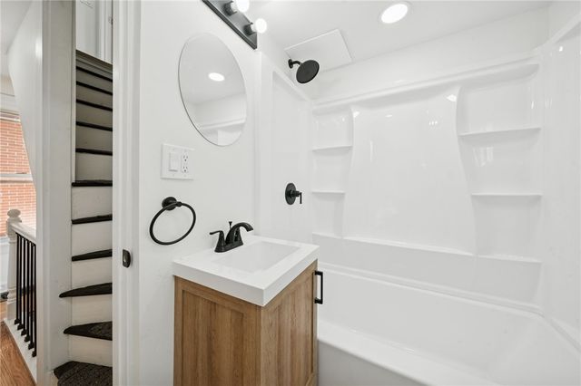 216 Whipple St, Squirrel Hill, PA 15218