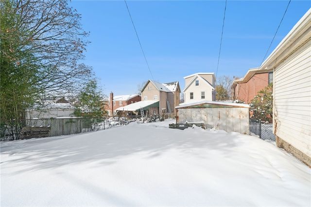 216 Whipple St, Squirrel Hill, PA 15218