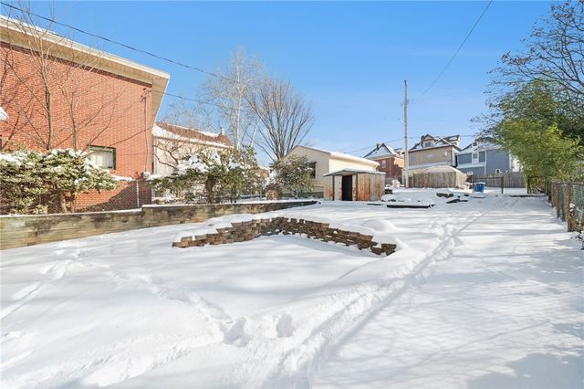 216 Whipple St, Squirrel Hill, PA 15218