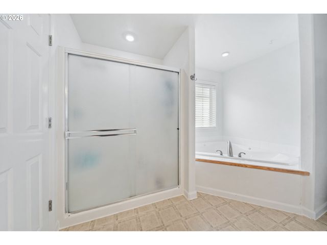 1831 N 8TH Way, Ridgefield, WA 98642