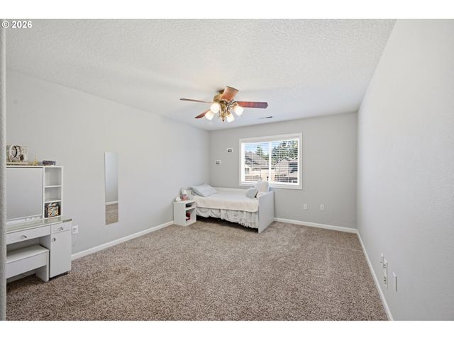 1831 N 8TH Way, Ridgefield, WA 98642