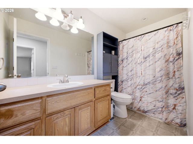 1831 N 8TH Way, Ridgefield, WA 98642