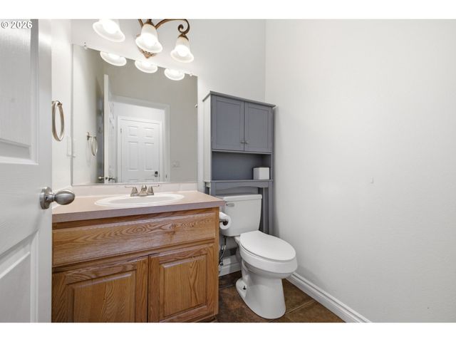 1831 N 8TH Way, Ridgefield, WA 98642