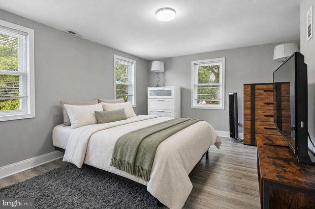 501 RHOADS AVE, Haddonfield, NJ 08033