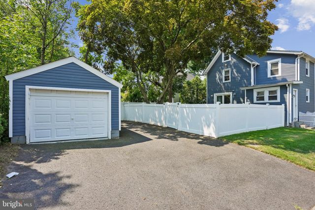 501 RHOADS AVE, Haddonfield, NJ 08033