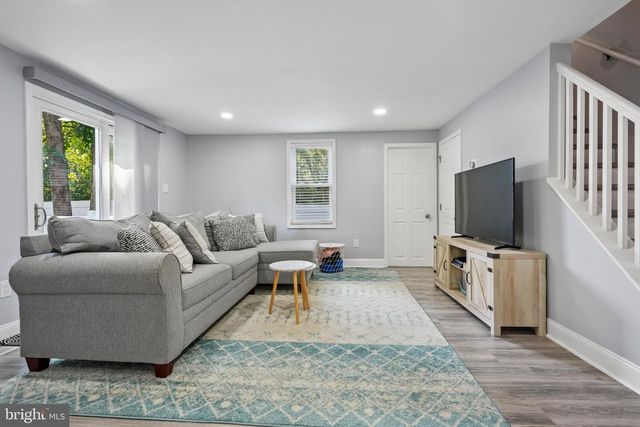 501 RHOADS AVE, Haddonfield, NJ 08033