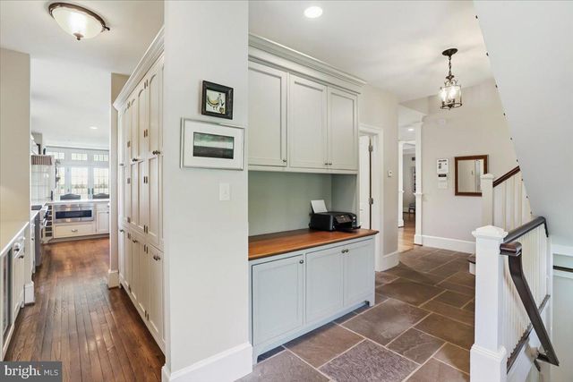 182 TRYTHALL RD, Elverson, PA 19520