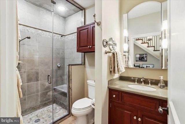 182 TRYTHALL RD, Elverson, PA 19520