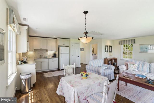 182 TRYTHALL RD, Elverson, PA 19520