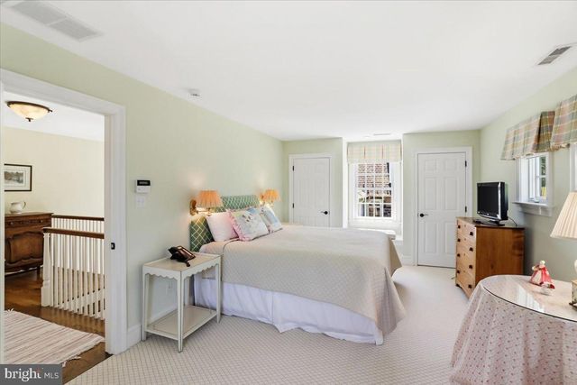 182 TRYTHALL RD, Elverson, PA 19520