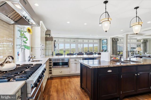 182 TRYTHALL RD, Elverson, PA 19520