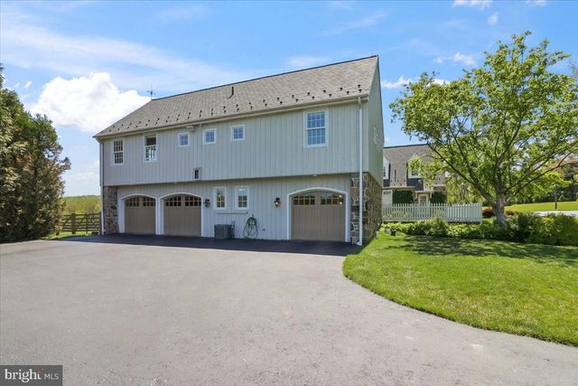 182 TRYTHALL RD, Elverson, PA 19520