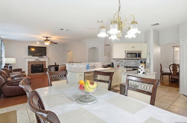 4302 Swan Forest, San Antonio, TX 78222