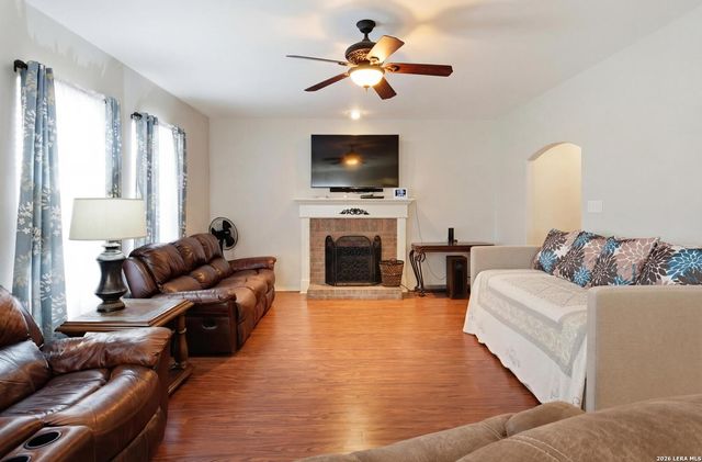 4302 Swan Forest, San Antonio, TX 78222