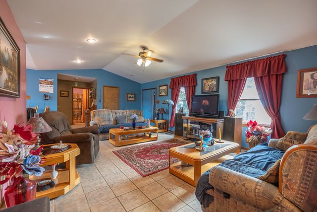 15534 Somonauk Road, Dekalb, IL 60115