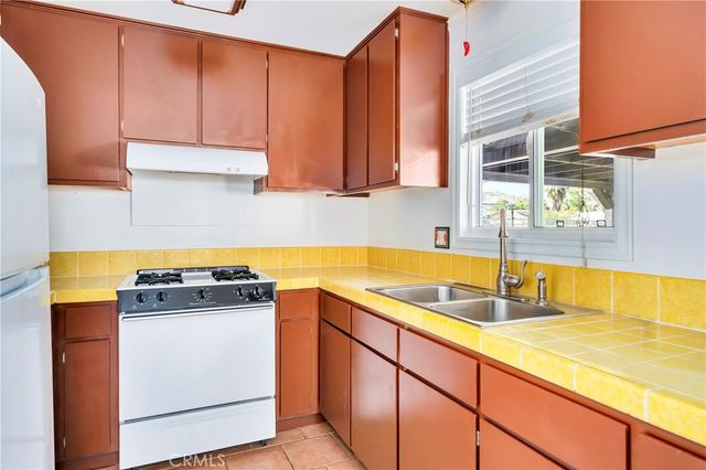 5968 Mariposa Avenue, 29 Palms, CA 92277