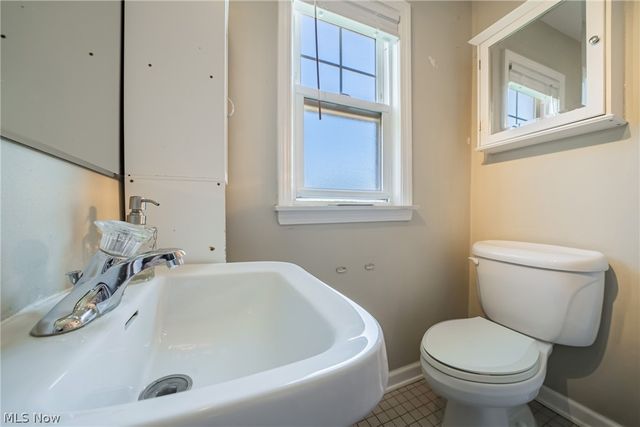 2684 Wooster Road, Rocky River, OH 44116
