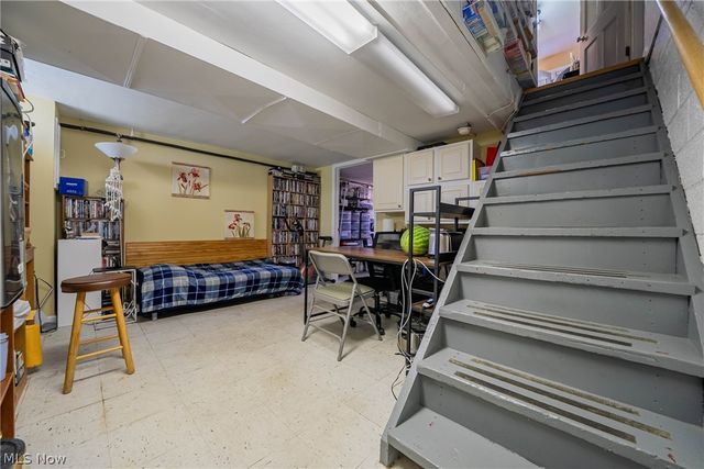 2684 Wooster Road, Rocky River, OH 44116