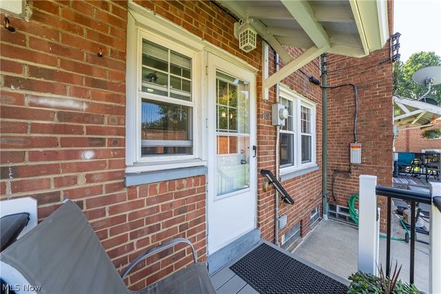 2684 Wooster Road, Rocky River, OH 44116