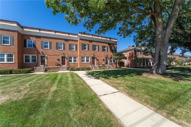2684 Wooster Road, Rocky River, OH 44116