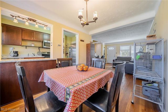 2684 Wooster Road, Rocky River, OH 44116