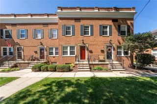 2684 Wooster Road, Rocky River, OH 44116