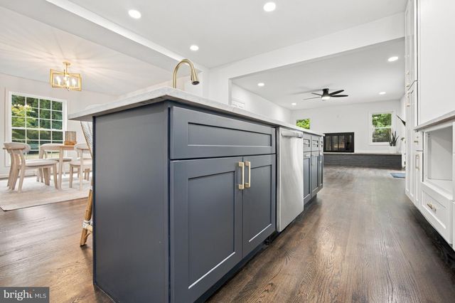 3810 VALLEY BROOK DR, Wilmington, DE 19808
