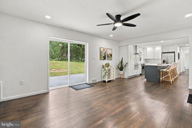 3810 VALLEY BROOK DR, Wilmington, DE 19808