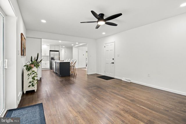3810 VALLEY BROOK DR, Wilmington, DE 19808