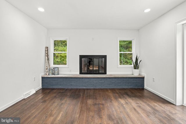 3810 VALLEY BROOK DR, Wilmington, DE 19808
