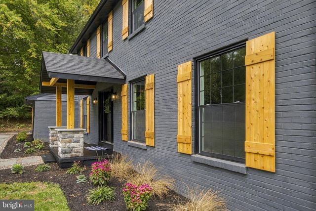 3810 VALLEY BROOK DR, Wilmington, DE 19808