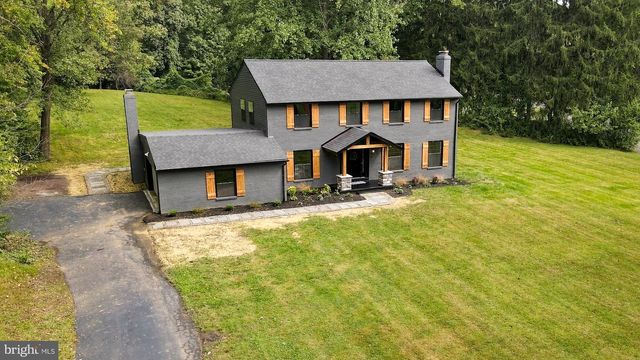 3810 VALLEY BROOK DR, Wilmington, DE 19808