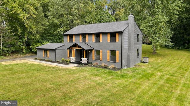 3810 VALLEY BROOK DR, Wilmington, DE 19808