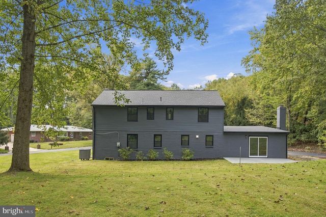 3810 VALLEY BROOK DR, Wilmington, DE 19808