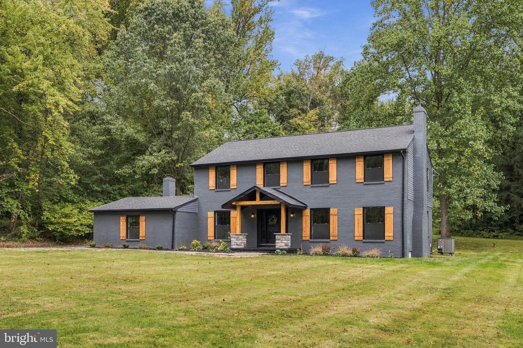 3810 VALLEY BROOK DR, Wilmington, DE 19808